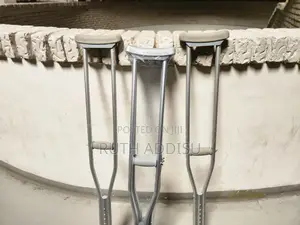 Photo - Axillary Bilateral Crutches衹你medical Crutches衫也crutches