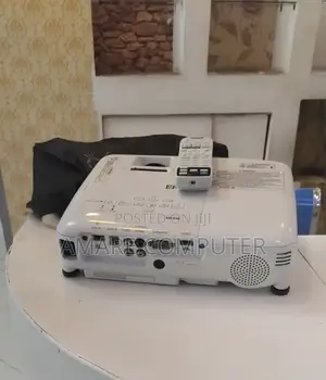 Photo - Brand New Epson Projector With Bag, Remote 
Mode