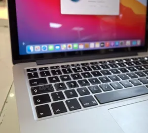 New Laptop Apple MacBook Pro 2023 M2 16GB Intel Core I5 SSD 512GB