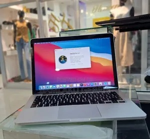 New Laptop Apple MacBook Pro 2023 M2 16GB Intel Core I5 SSD 512GB