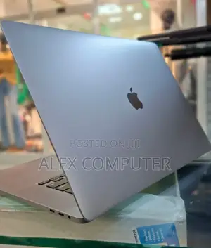 New Laptop Apple MacBook Pro 2019 32GB Intel Core I9 SSD 1T