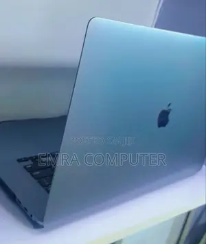 New Laptop Apple MacBook Pro 2019 16GB Intel Core i9 SSD 512GB