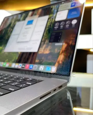 New Laptop Apple MacBook Pro 2021 M1 32GB Apple M1 Pro SSD 1T