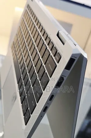 New Laptop HP EliteBook 1040 G8 16GB Intel Core I7 SSD 512GB