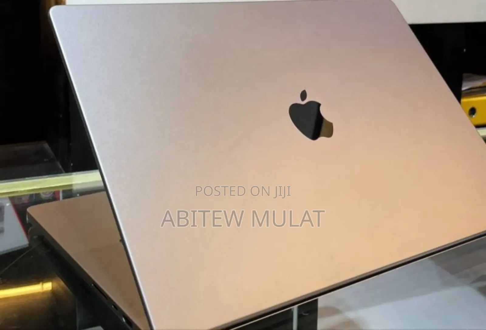 New Laptop Apple MacBook Pro M1 32GB Apple M1 SSD 1T
