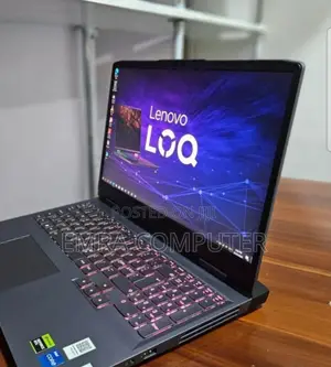New Laptop Lenovo LOQ 15IRH8 16GB Intel Core I5 SSD 512GB