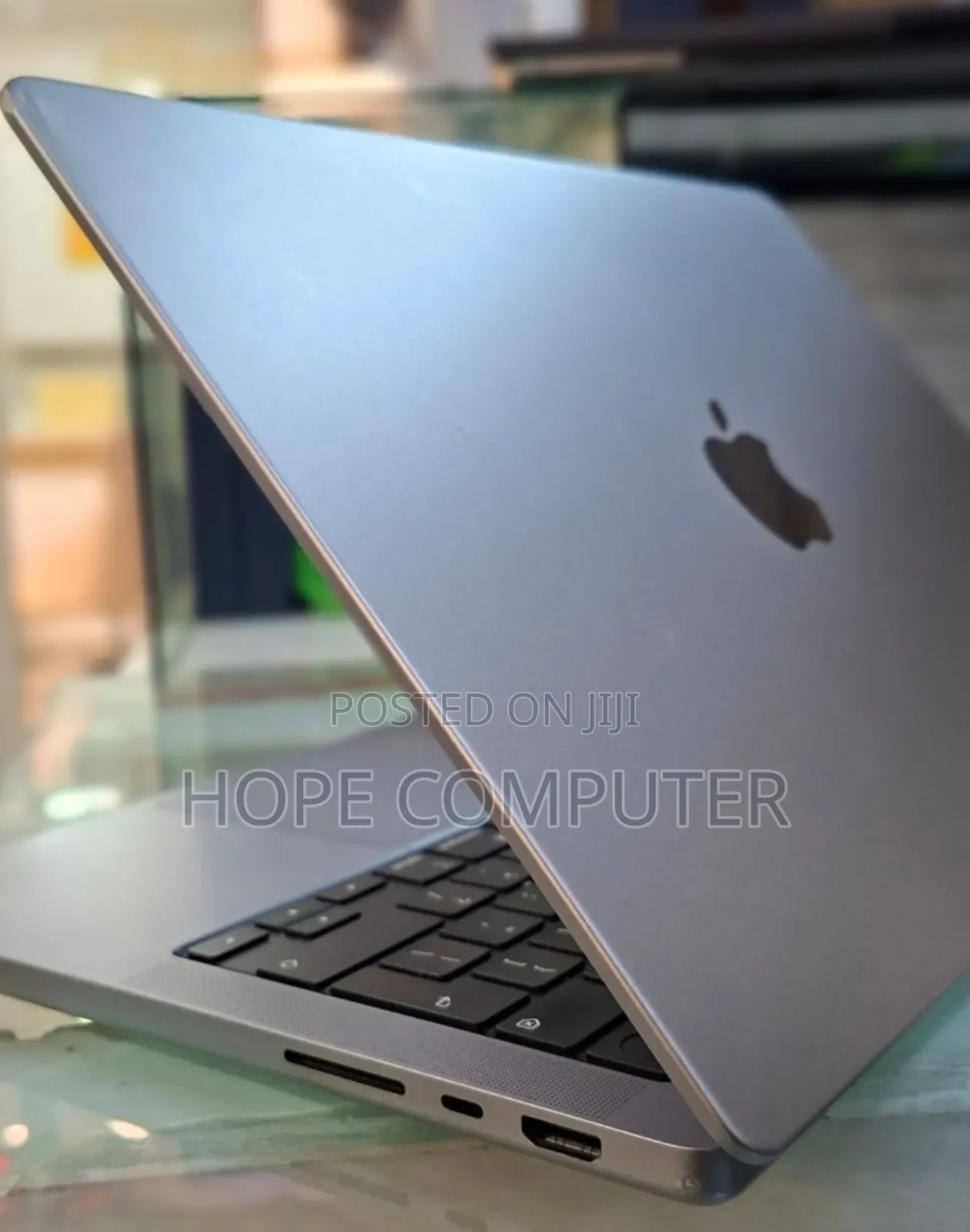 New Laptop Apple MacBook Pro 2021 M1 16GB Apple M1 SSD 512GB