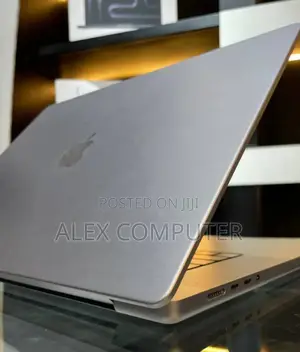 New Laptop Apple MacBook Pro M1 32GB Apple M1 Pro SSD 1T