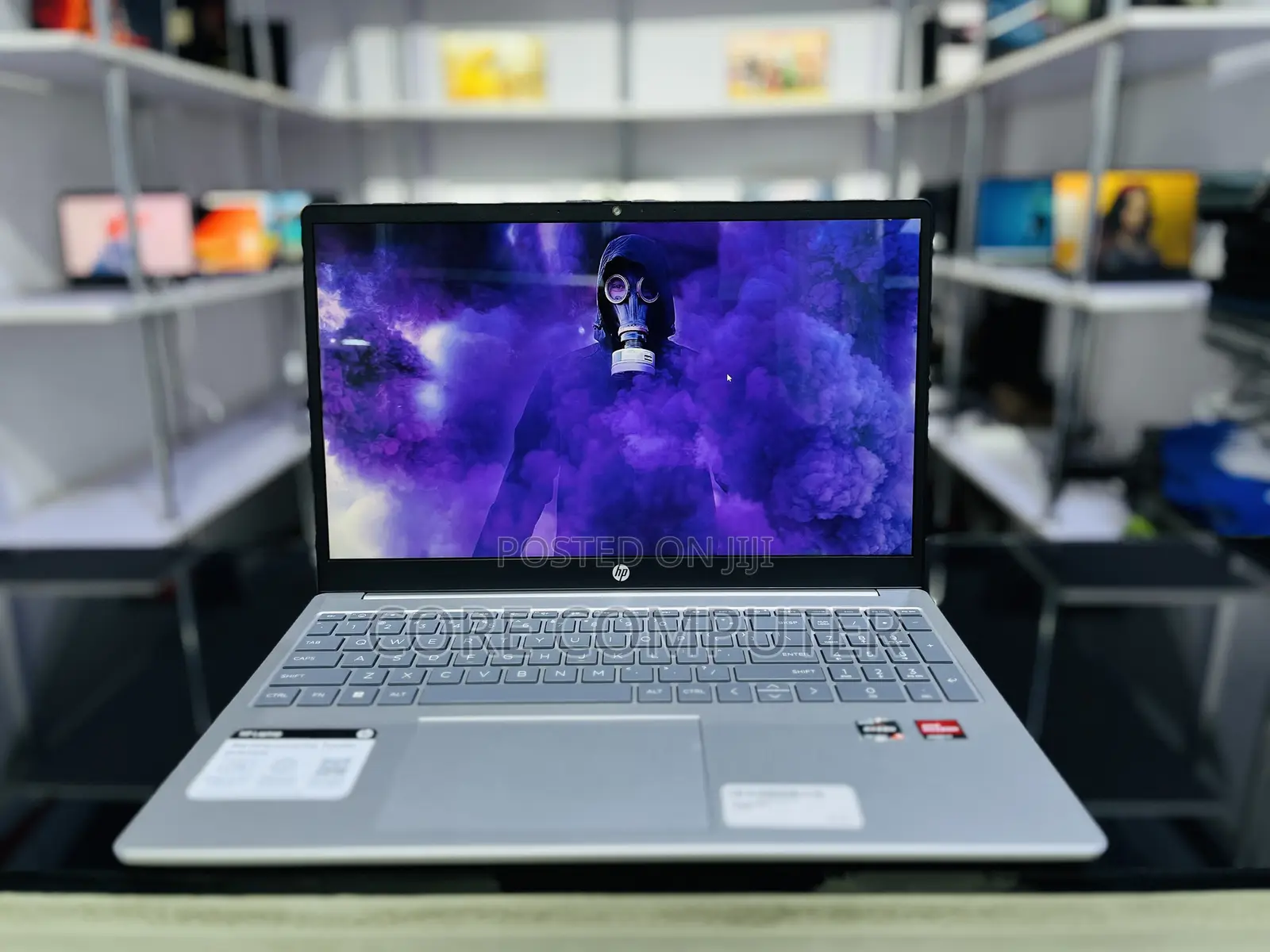 New Laptop HP 15-F272wm 8GB AMD Ryzen 5 SSD 512GB