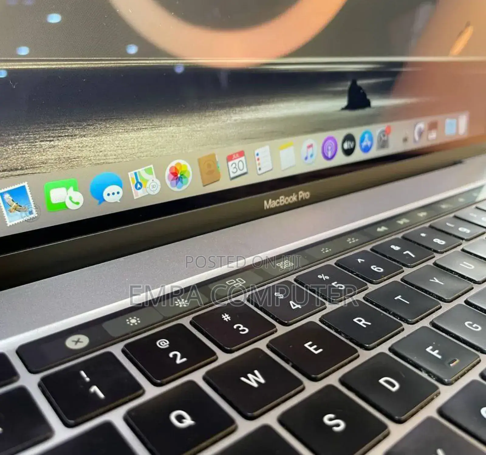 New Laptop Apple MacBook Pro 2019 32GB Intel Core I9 SSD 512GB