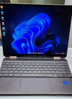 Photo - New Laptop HP Spectre 16GB Intel Core I7 SSD 512GB