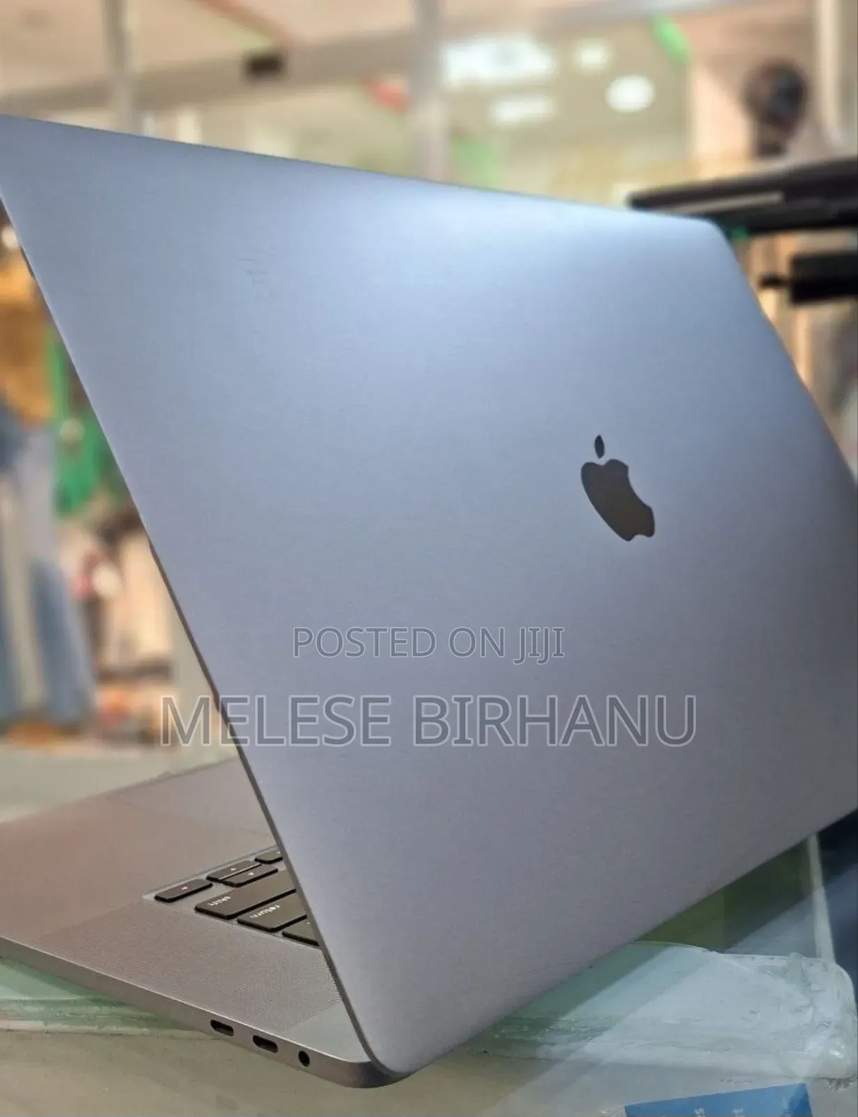 New Laptop Apple MacBook 2019 32GB Intel Core I9 SSD 1T