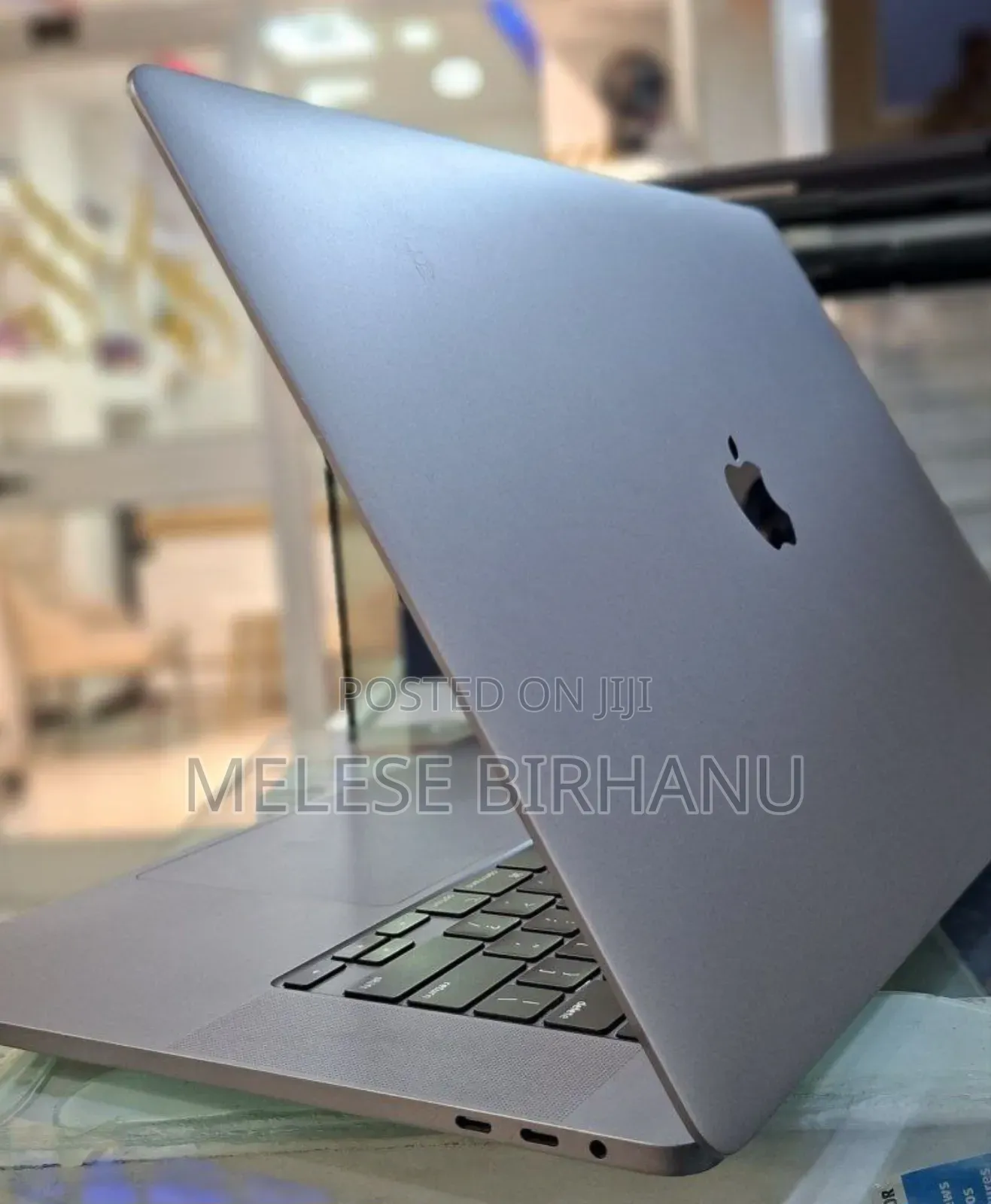 New Laptop Apple MacBook 2019 32GB Intel Core I9 SSD 1T