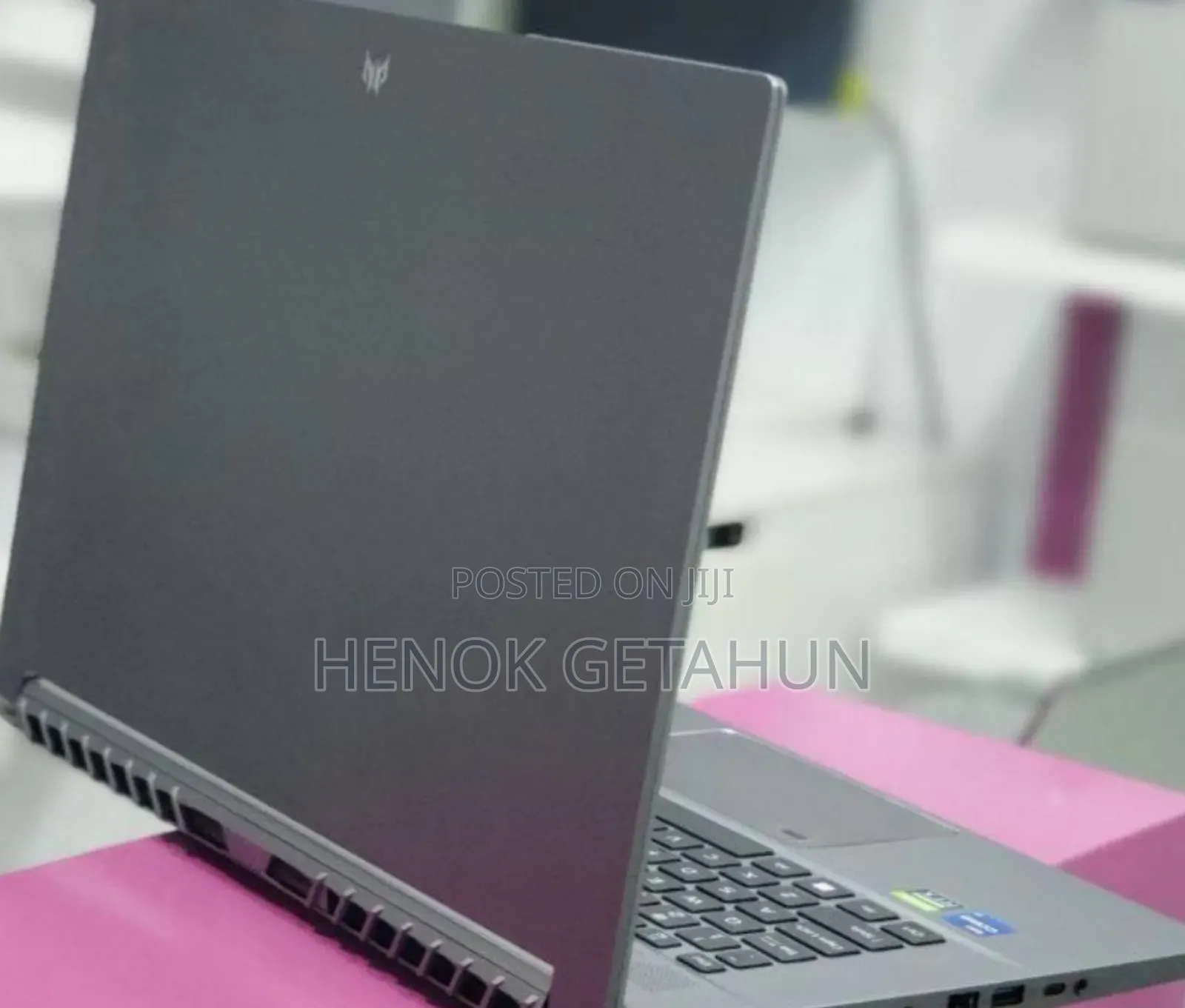 New Laptop Acer Predator Helios Neo 16 16GB Intel Core I7 SSD 512GB