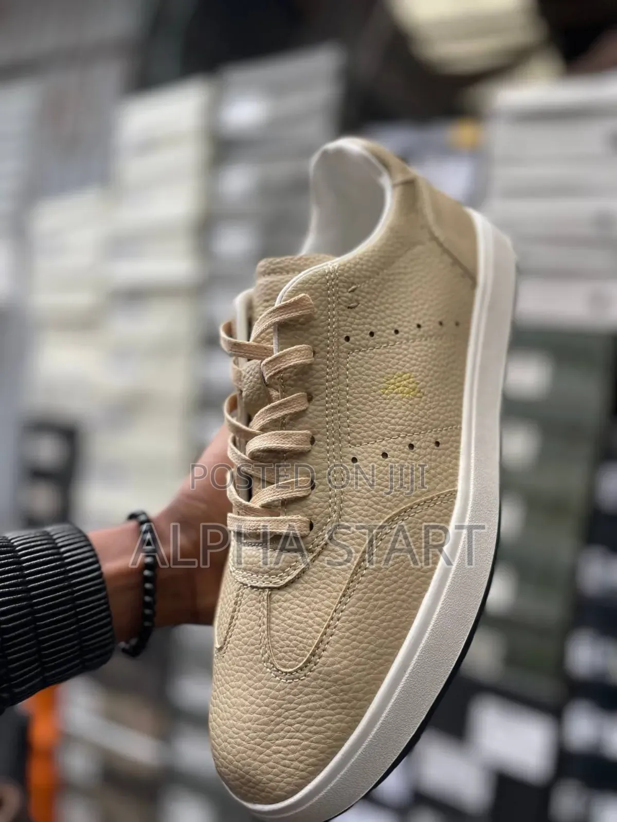 Polo Premium Quality 
New Arrival Available on Hand