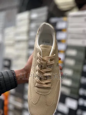 Polo Premium Quality 
New Arrival Available on Hand