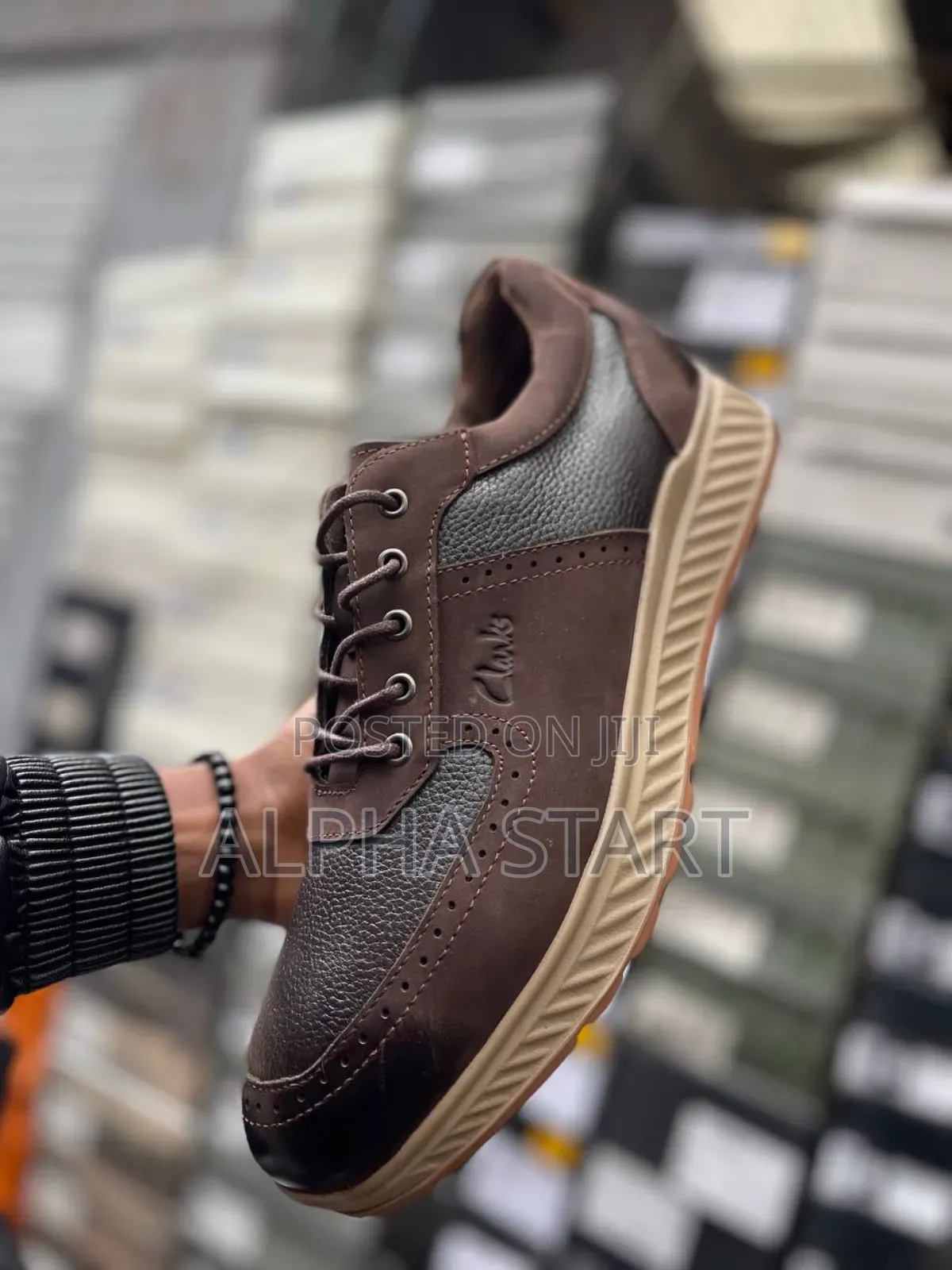 Clarks Premium Quality New Arrival 
Available on Hand