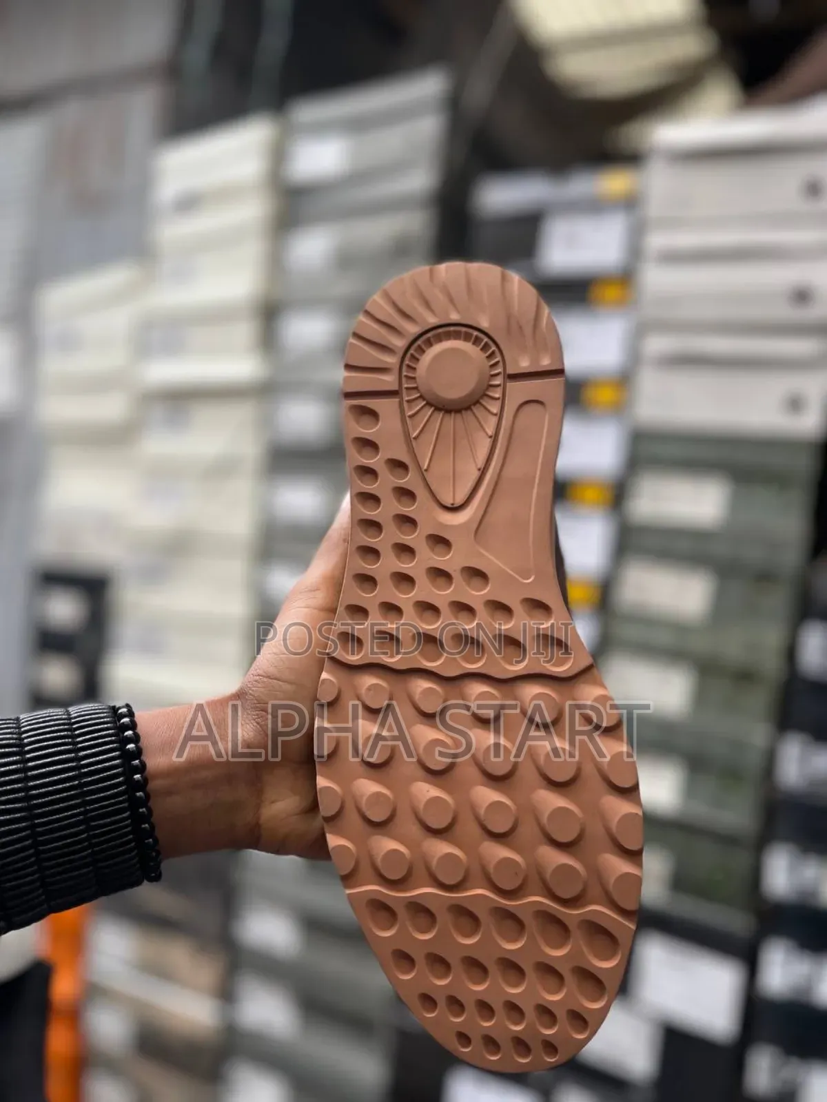 Clarks Premium Quality New Arrival 
Available on Hand