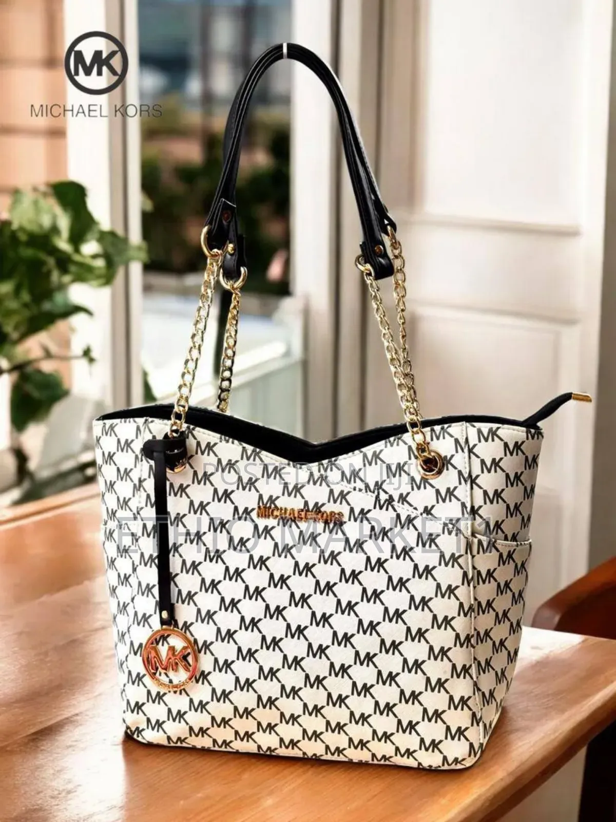 Mk Women's Medium Tote Bag