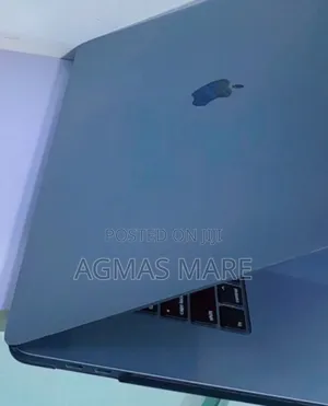 New Laptop Apple MacBook Pro 2019 16GB Intel Core I9 SSD 512GB