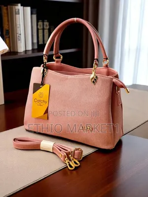 Catchy Premium Quality Women's Bags