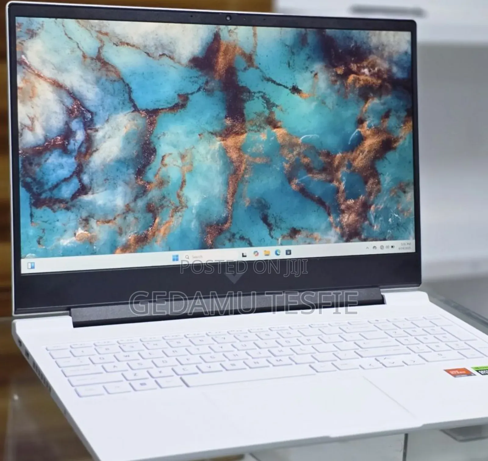 New Laptop HP Victus 16 16GB AMD Ryzen 7 SSD 1T