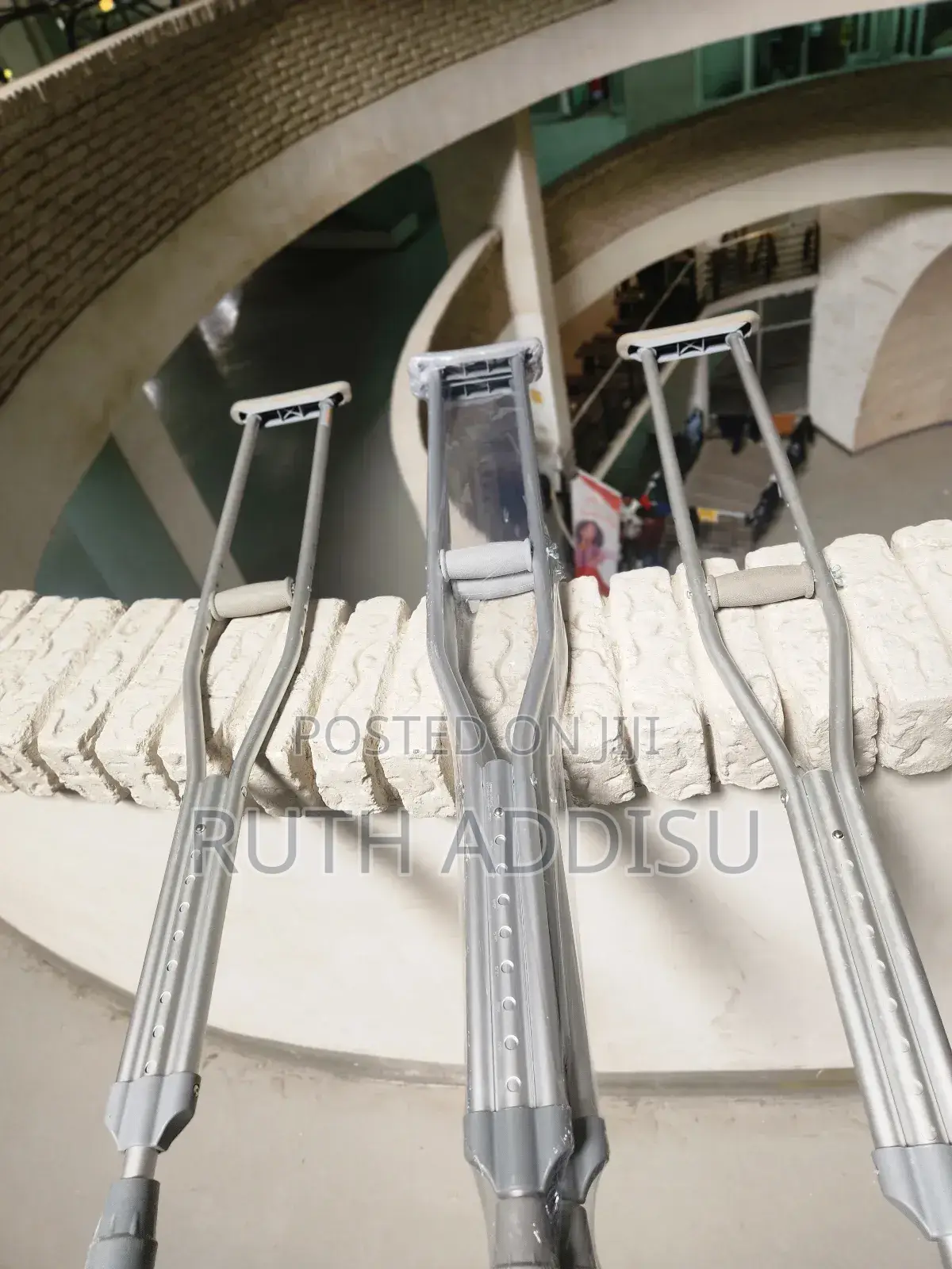 Axillary Bilateral Crutches可愛crutches恢宏crutches㫵我crutches