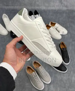 Photo - Zara Stylish Men's Solid Flats