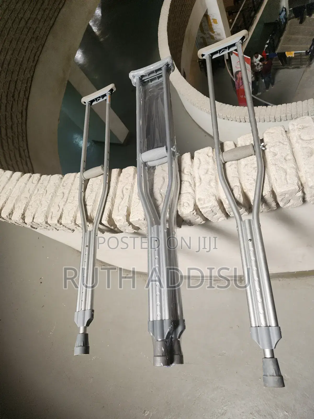 Crutches衹走axillary Crutches膽小axillary Bilateral Crutches