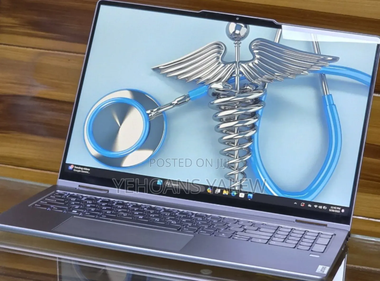 New Laptop Lenovo Yoga 7i 16GB Intel Core I7 SSD 512GB