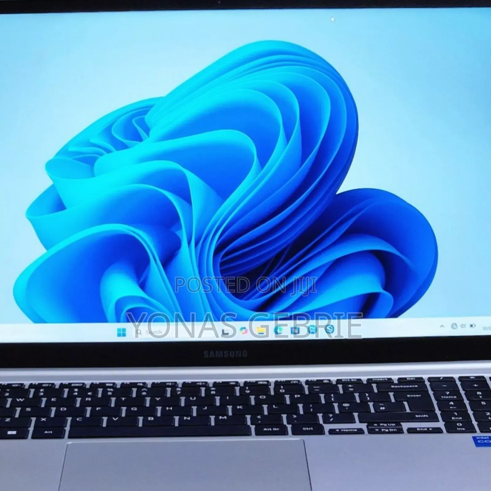 New Laptop Samsung 8GB Intel Core I5 SSD 512GB