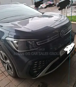 Photo - Volkswagen ID.6 2022 Gray