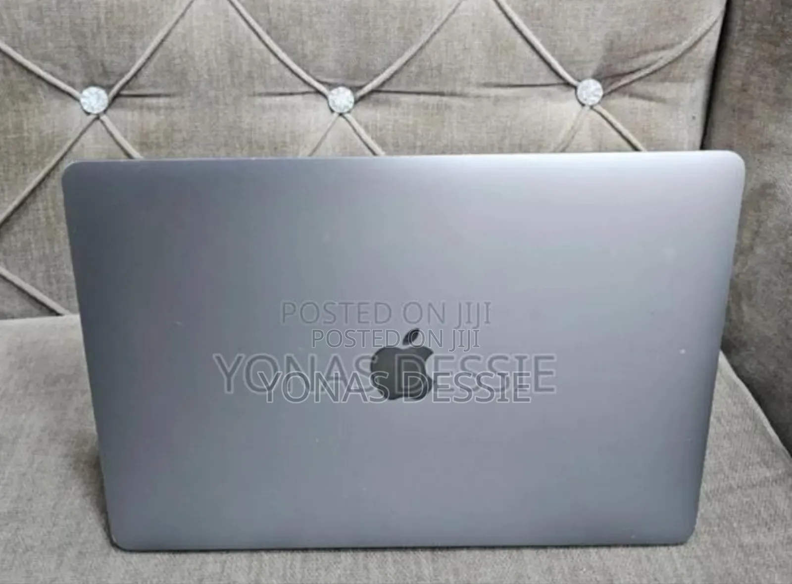 New Laptop Apple MacBook Pro 2017 16GB Intel Core i5 SSD 256GB