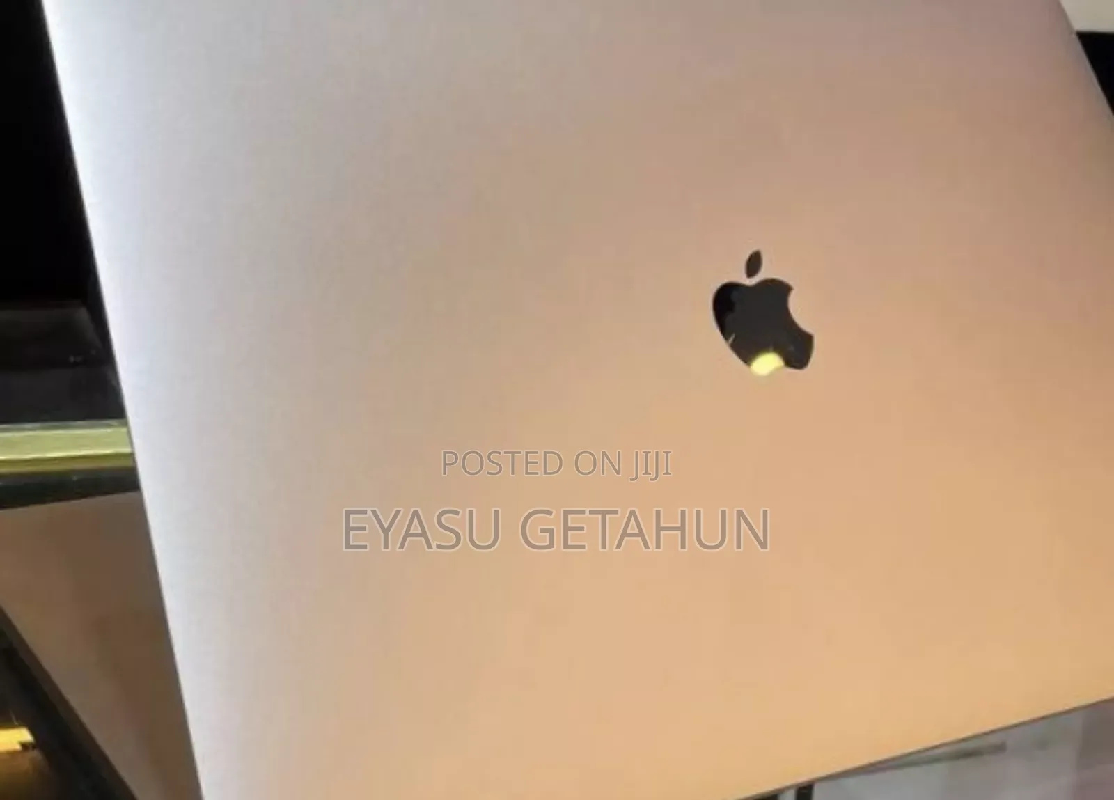 New Laptop Apple MacBook Pro 2019 32GB Intel Core I9 SSD 512GB