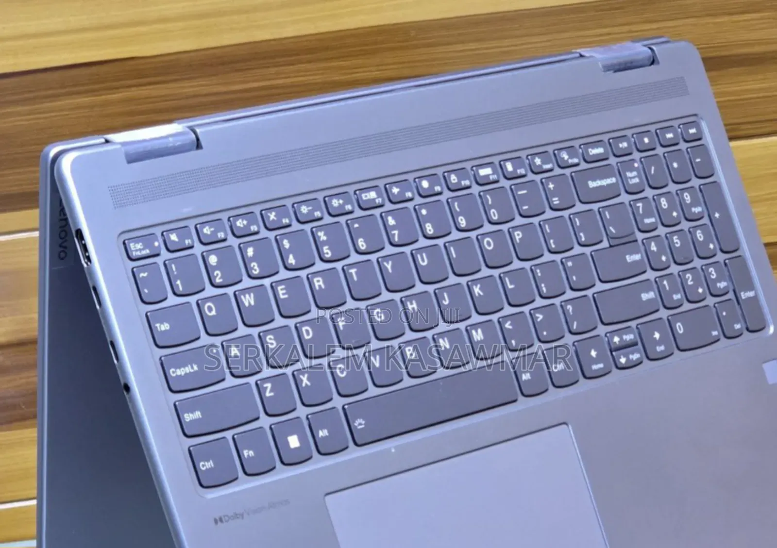 New Laptop Lenovo Yoga 7i 16GB Intel Core i7 SSD 512GB