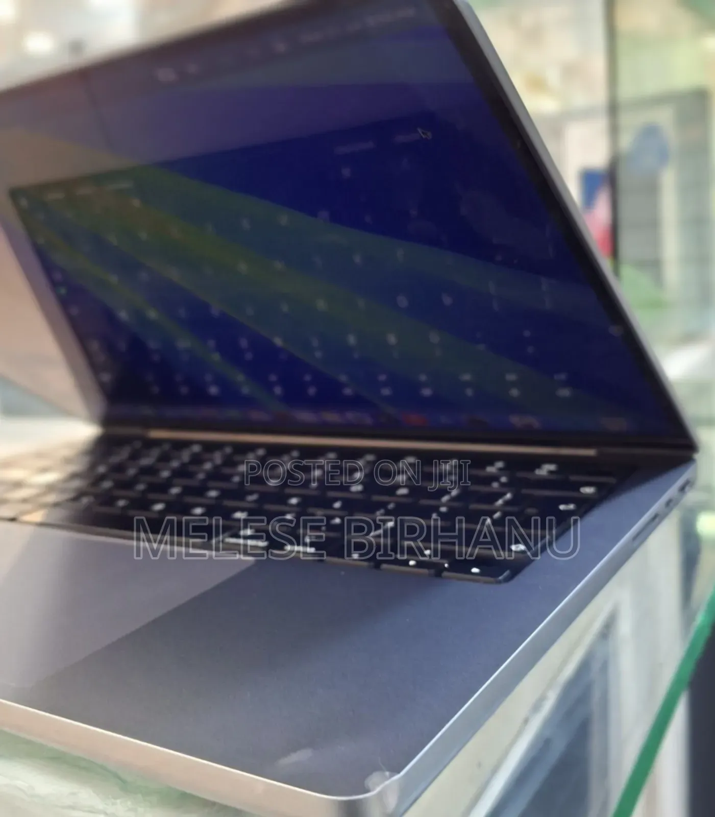 New Laptop Apple MacBook Pro 2021 M1 16GB Apple M1 Pro SSD 512GB