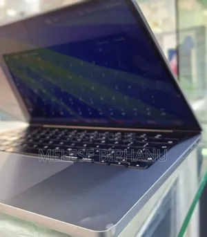 Photo - New Laptop Apple MacBook Pro 2021 M1 16GB Apple M1 Pro SSD 512GB