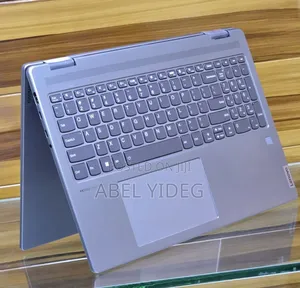 New Laptop Lenovo Yoga 7i 16GB Intel Core I7 SSD 512GB