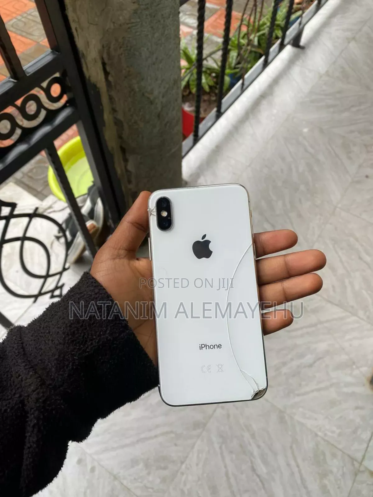 Apple iPhone X 64 GB White