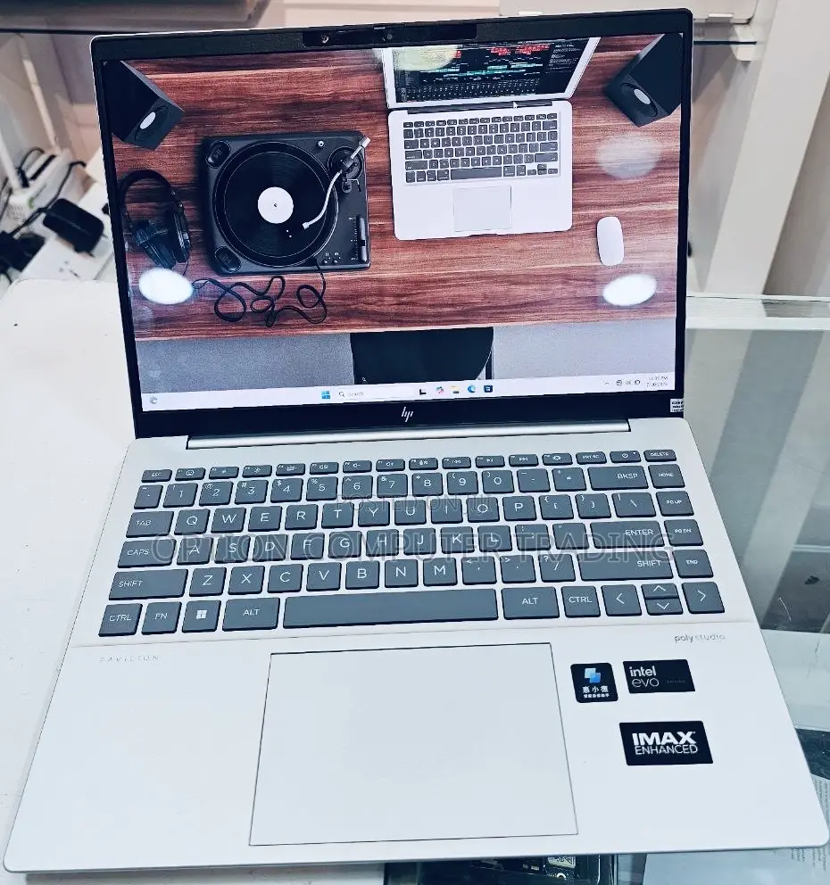 Laptop HP Pavilion 14 32GB Intel Core Ultra 7 SSD 1T