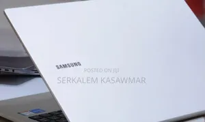 New Laptop Samsung Galaxy Book 2 8GB Intel Core i5 SSD 512GB