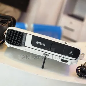 Photo - Epson Projector 
Model: Eb-X51
Has: Bag Remote