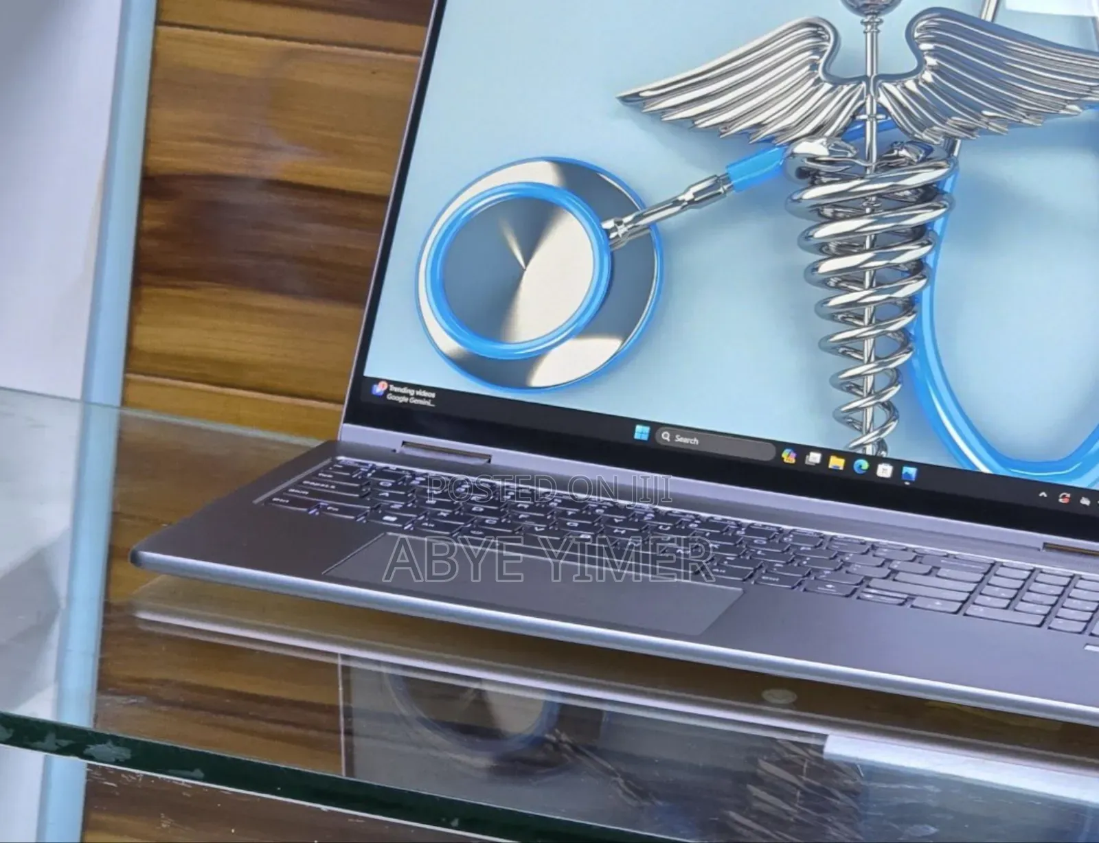 New Laptop Lenovo Yoga 7i 16GB Intel Core I7 SSD 512GB