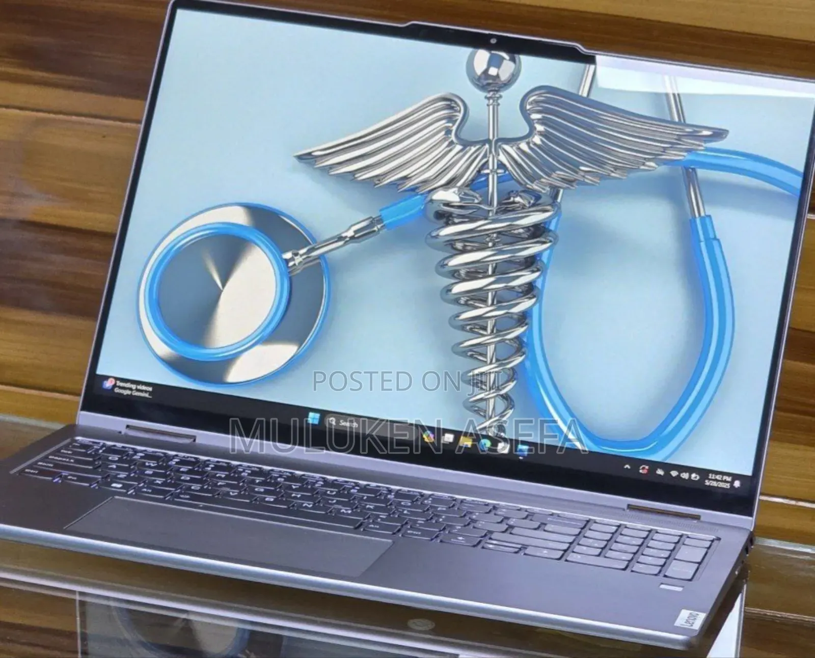 New Laptop Lenovo Yoga 7i 16GB Intel Core I7 SSD 512GB