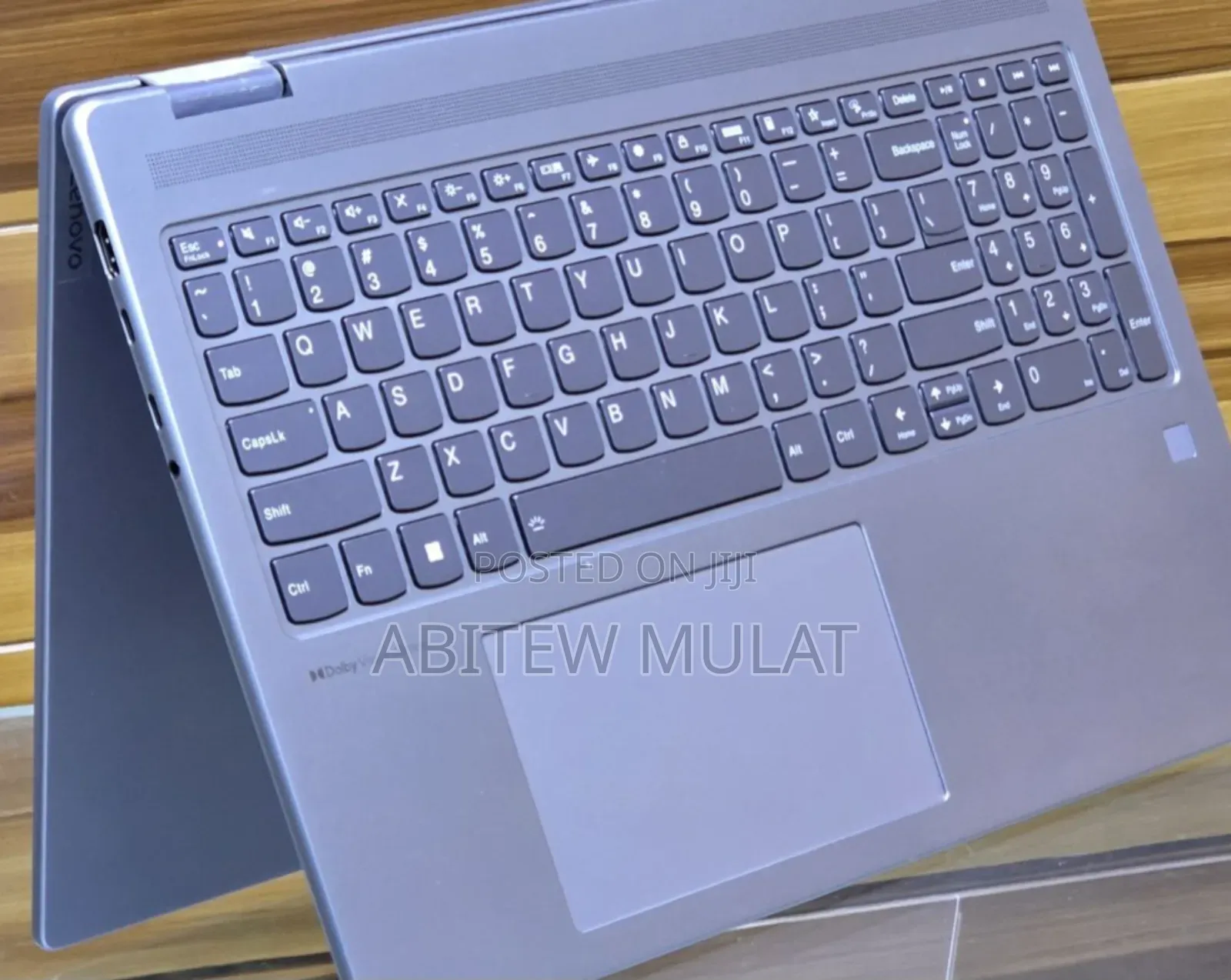 New Laptop Lenovo Yoga 7i 16GB Intel Core I7 SSD 512GB