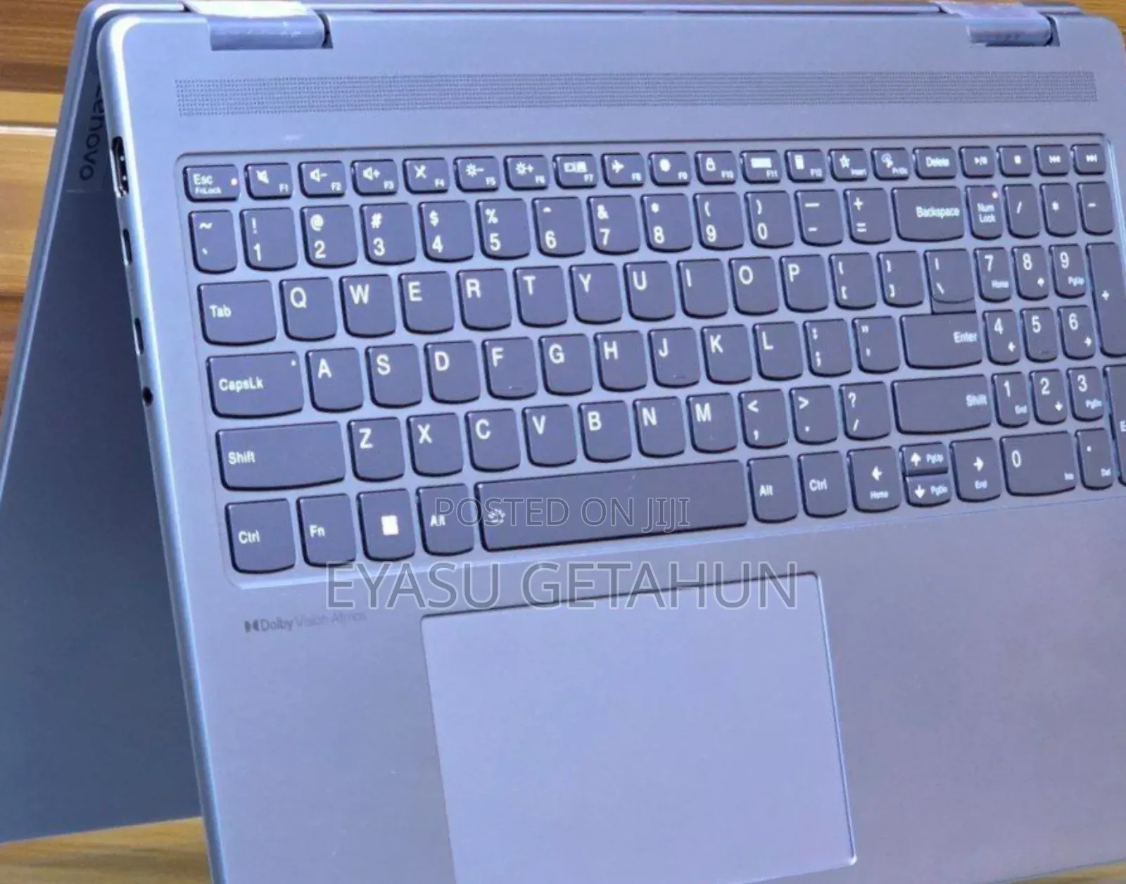 New Laptop Lenovo Yoga 7i 16GB Intel Core I7 SSD 512GB