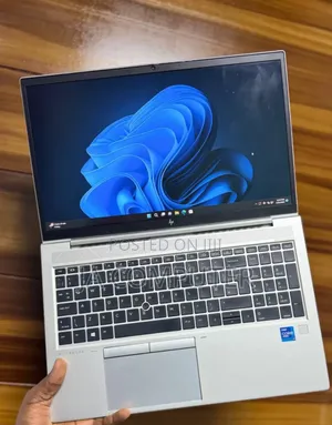 New Laptop HP EliteBook 850 G8 16GB Intel Core I7 SSD 512GB