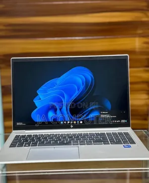 New Laptop HP EliteBook 850 G8 16GB Intel Core I7 SSD 512GB