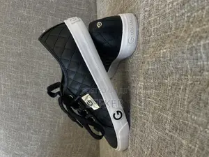 GBG Los Angeles Women's 'Black Gold Faux Leather Shoe