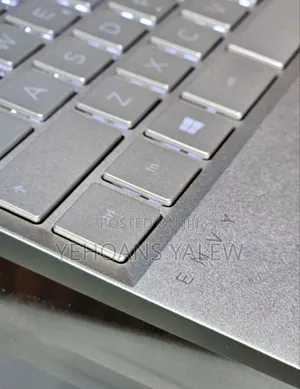 New Laptop HP Envy 14 8GB Intel Core I5 SSD 512GB